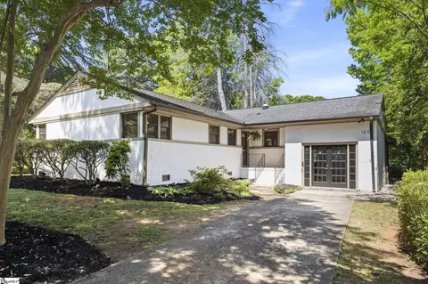 123 Ridgecrest Dr, Greenville, SC 29609