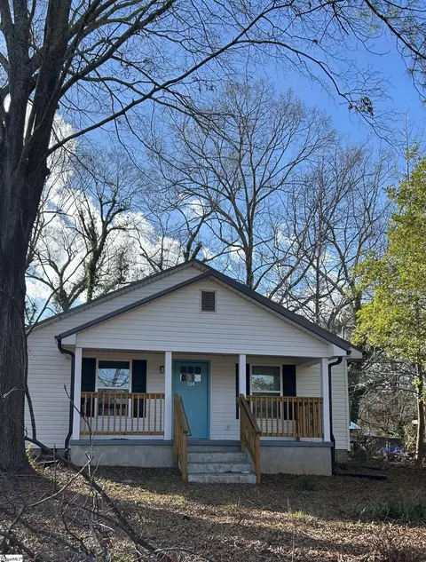 134 Simpson Ave, Woodruff, SC 29388