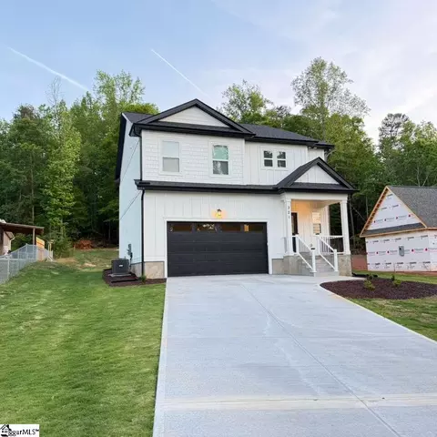 321 Sunnydale Dr, Taylors, SC 29687