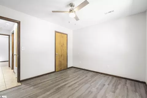 Bedroom - 211 Brookside Dr, Duncan, SC 29334 photo 3 of 8