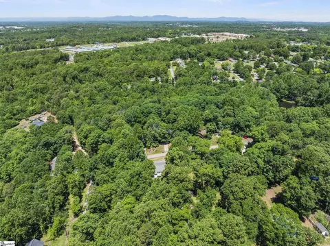 View/Area - 211 Brookside Dr, Duncan, SC 29334 photo 3 of 5