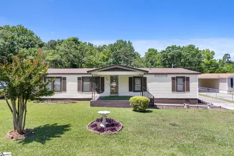 111 Lewis St, Clinton, SC 29325