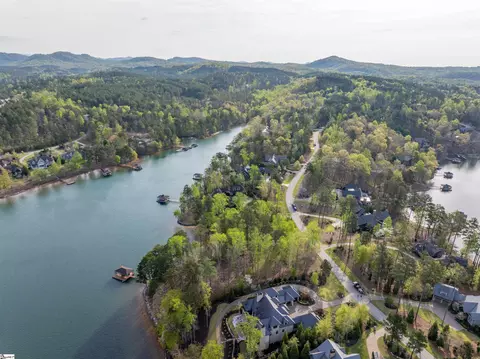 390 Peninsula Rdg, Sunset, SC 29685 photo 9