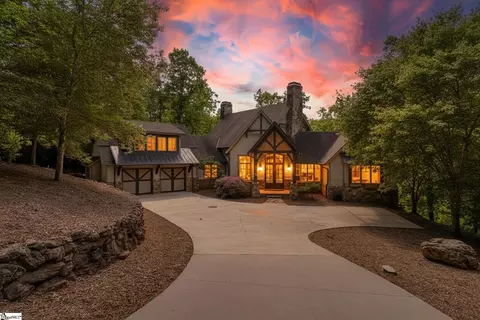 734 Placid Cv, Salem, SC 29676