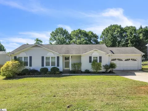 110 Apollo Ave, Greer, SC 29651