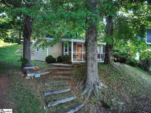255 Lyman Lake Rd, Lyman, SC 29365