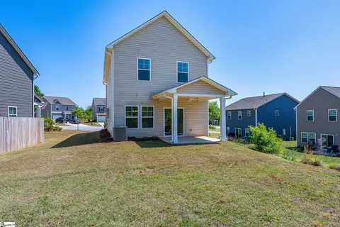 Exterior - 2005 Silverwalk Ct, Duncan, SC 29334 photo 3 of 7