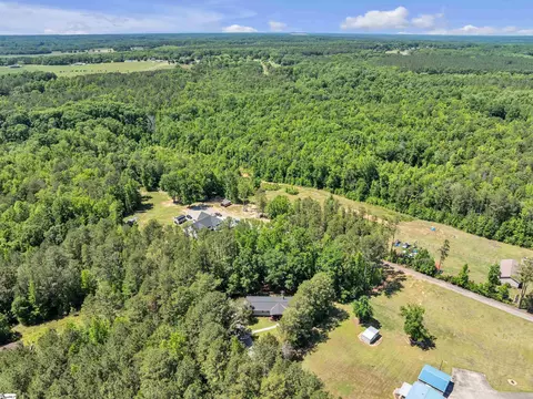 1013 Brick Mill Rd, Honea Path, SC 29654 photo 3