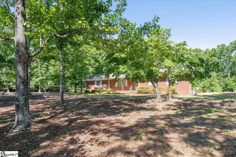304 Shaw Dr, Honea Path, SC 29654