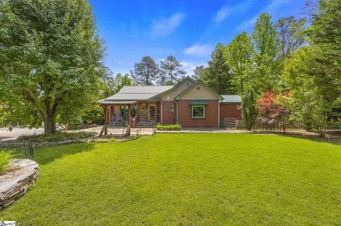 213 Cox Ridge Ct, Travelers Rest, SC 29690
