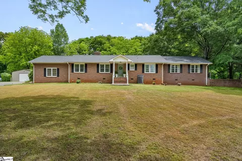 915 Cricket Ln, Anderson, SC 29621