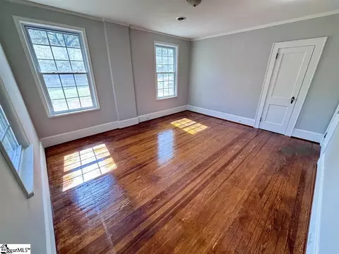 Bedroom - 400 E Buford St, Gaffney, SC 29340 photo 1 of 5