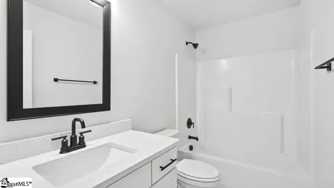 Bath - 1005 Gresham Pl, Woodruff, SC 29388 photo 1 of 2