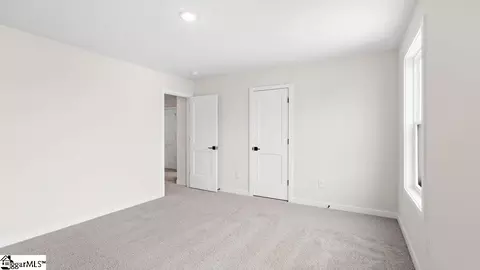 Bedroom - 1005 Gresham Pl, Woodruff, SC 29388 photo 4 of 7