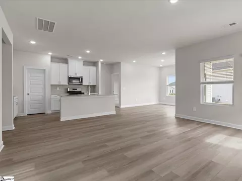114 Blooming Meadow Rd, Piedmont, SC 29673