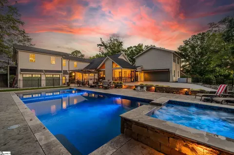 408 W Faris Rd, Greenville, SC 29605