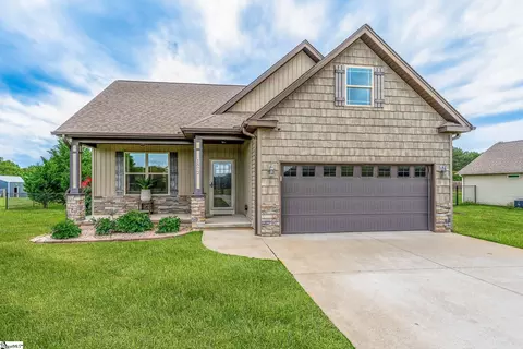 1572 Walnut Grove Rd, Pauline, SC 29374