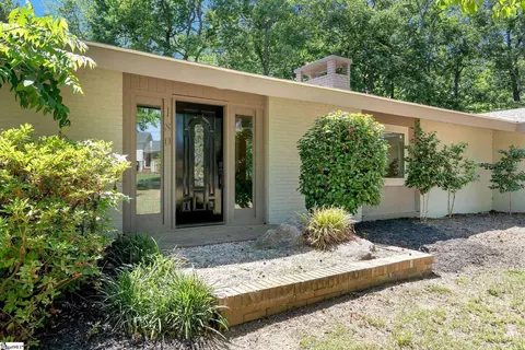 180 Lanewood Dr, Greenville, SC 29607