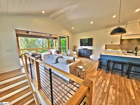 366 Hideaway Cove Dr, Seneca, SC 29672 photo 9