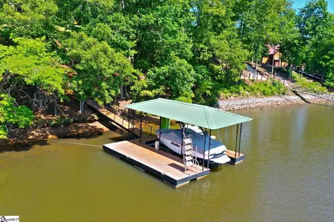 366 Hideaway Cove Dr, Seneca, SC 29672 photo 3