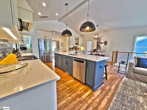 366 Hideaway Cove Dr, Seneca, SC 29672 photo 11