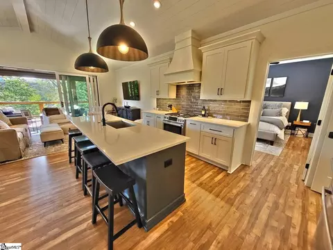 366 Hideaway Cove Dr, Seneca, SC 29672 photo 10