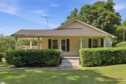 1021 Gentry Memorial Hwy, Easley, SC 29640