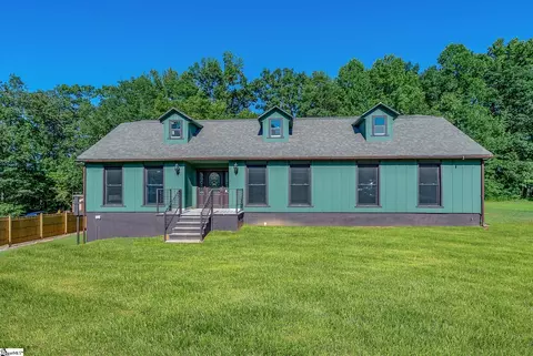 141 Agnes Dr, Duncan, SC 29334