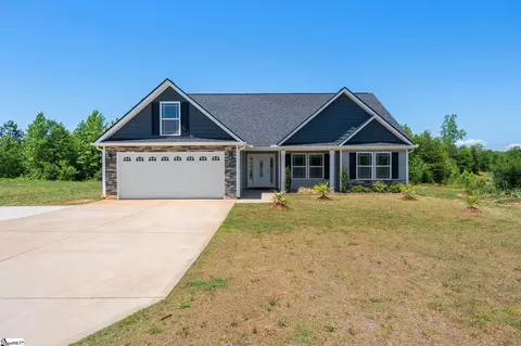 502 Foster Place Dr, Inman, SC 29349