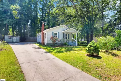 110 York Dr, Greenville, SC 29611