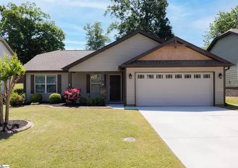 108 Summerdale Dr, Taylors, SC 29687