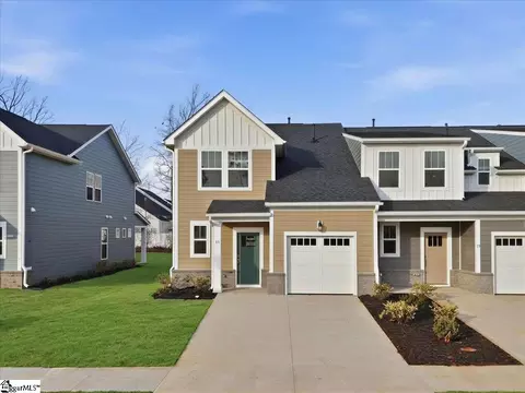 11 Thurlow Ct, Greenville, SC 29615