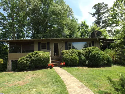 5018 Dacusville Hwy, Marietta, SC 29661