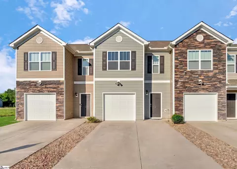 5 Sunriff Ct, Greer, SC 29651