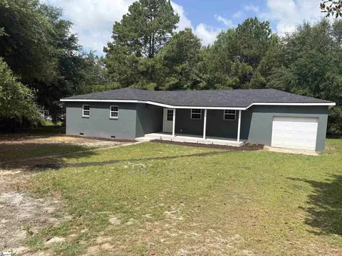 49 Joe Rd, Bishopville, SC 29010