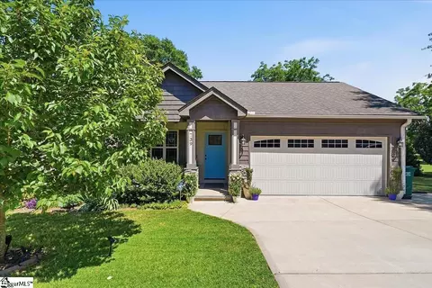 739 Kingswood Valley Dr, Moore, SC 29369