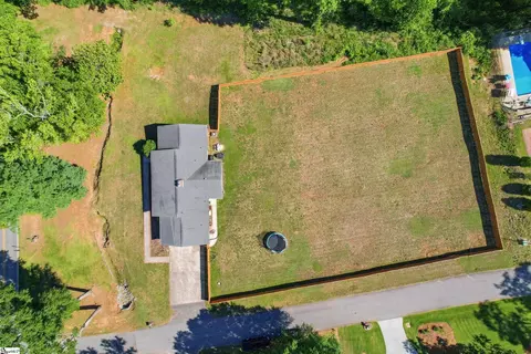 View/Area - 500 Laurel Rd, Easley, SC 29642 photo 2 of 7