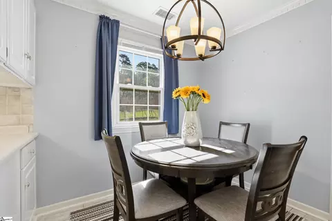Dining - 500 Laurel Rd, Easley, SC 29642 photo 1 of 2