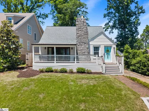 39 Douglas Dr, Greenville, SC 29605