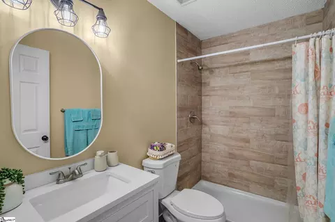 Bath - 211 Tripp St, Williamston, SC 29697 photo 5 of 5