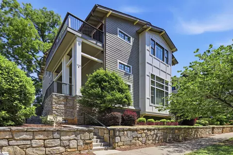 106 W Park Ave #B, Greenville, SC 29601