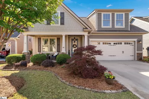 347 Belle Oaks Dr, Simpsonville, SC 29680