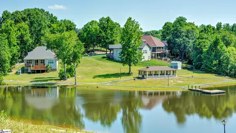 424 Congaree Rd, Roebuck, SC 29376
