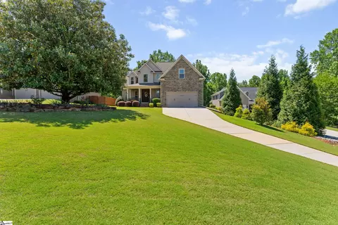 235 Ebbitt Ct, Greer, SC 29651
