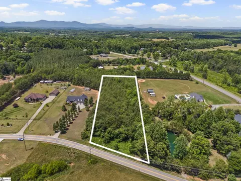 136 Prison Camp Rd, Campobello, SC 29322