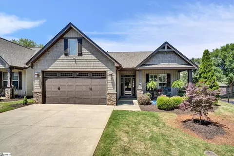 613 Castlestone Dr, Greer, SC 29650