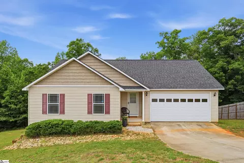 126 Robin Ridge Cir, Piedmont, SC 29673