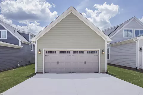Exterior - 109 Townsend Ave, Greer, SC 29651 photo 4 of 4
