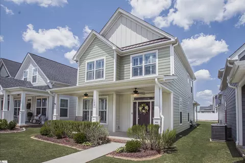 Exterior - 109 Townsend Ave, Greer, SC 29651 photo 2 of 4