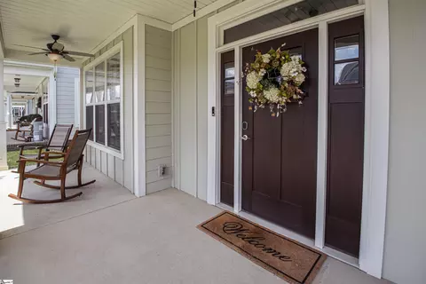 Exterior - 109 Townsend Ave, Greer, SC 29651 photo 3 of 4